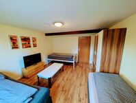 WHG 45qm - 3-Bett-Zimmer