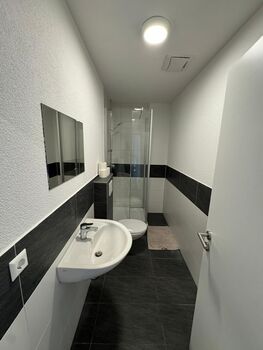 ZIMMERPOOL - Monteurunterkunft Heidenheim EG3 Bild 3