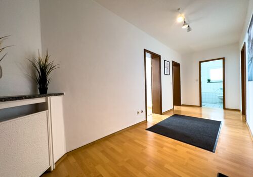 Happy Suites - Schöne, moderne Wohnung, Self-Check-in, W-Lan Bild 3