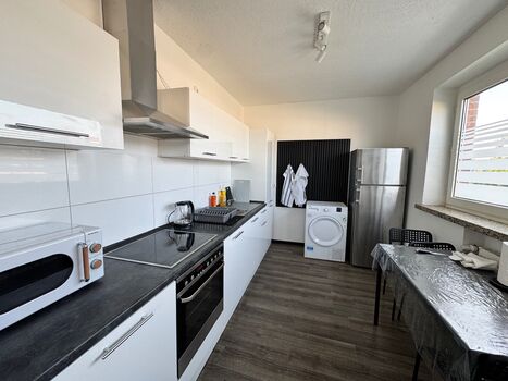 EV Apartment 18