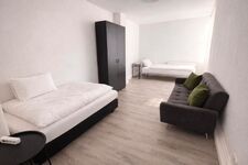 Wohnung in Sommerstraße, Berlin Picture 1