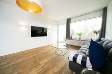 2 Schlafzimmer - 5 Betten - Wohnzimmer + Küche/Waschmaschine Bild 2