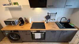 Voll ausgestattete Küche