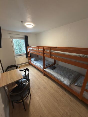 Quartier an der Rennbahn 1 | Monteurwohnung für bis zu 4 Per Picture 4