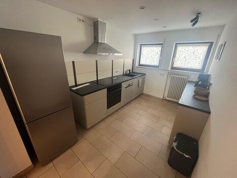 Große Monteurwohnung mit 3 Schlafzimmern, Balkon und WLAN Bild 3