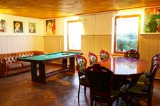 Eine Partie Billiard für den geselligen Abschluss des Tages