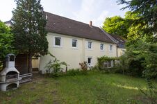 Privater Garten mit Grill