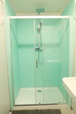 Alle Duschen mit Regendusche