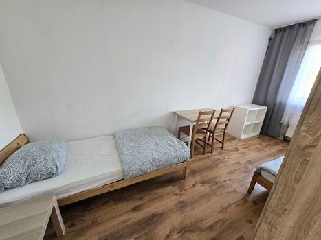 Schlafzimmer 2