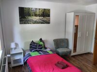 Einzelzimmer mit Gemeinschaftsbad