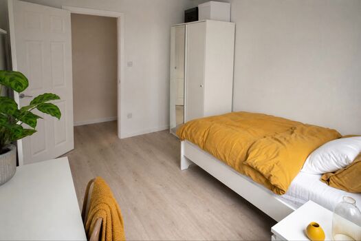 FL30 / TOMASZ-LIVING in HUSUM - Nordsee | Zentral Zdjęcie 2