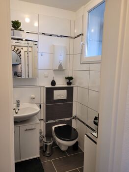 Monteurwohnung Ferien (35) 1-3 Pers. Krefeld Nähe Düsseldorf Picture 3