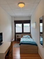 Freundliche Monteurwohnung in Solingen / 1-5 Personen / 2 Parkplätze Bild 3