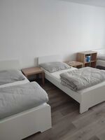 Schlafzimmer 5