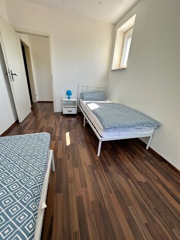 Wohnung in Augsburg, 3 Doppelzimme mit Einzelbetten Picture 3