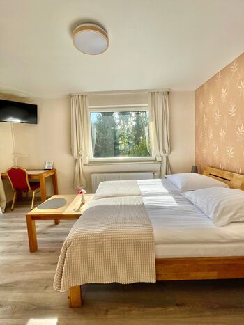 AM BERG HOTEL