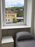 Bahnhof Geislingen direkt gegenüber