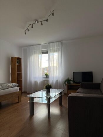 Monteurwohnung und Ferienwohnung Pinell