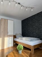 Monteurwohnung und Ferienwohnung Pinell Bild 7