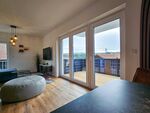 BETTER I modern apartment I Tischkicker Bild 24