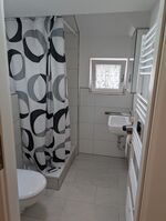 Bad 1 mit Dusche