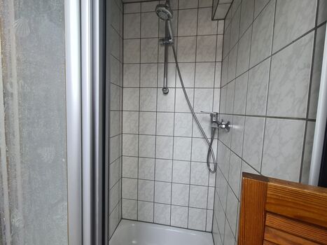 Monteurwohnung in Westerstede – Komfortabel wohnen ab 25 Bild 3