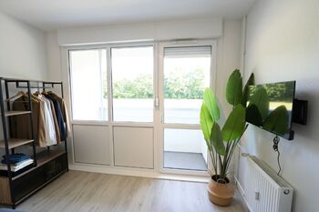 Top Ausstattung & Modern I 2-4 P. I Parkplatz I Balkon Bild 4