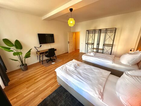 KERA Stay – Zentrale Monteurswohnung in Merseburg Bild 3