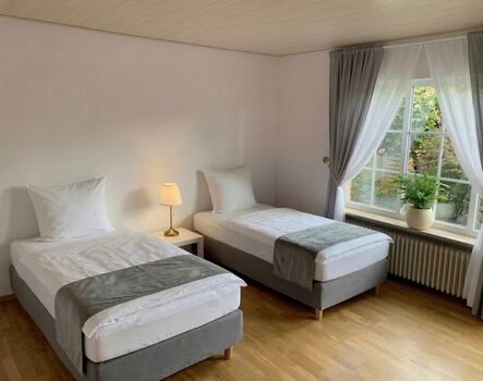 TOP ZIMMER, UNTERKÜNFTE UND FERIENWOHNUNGEN NORDERSTEDT