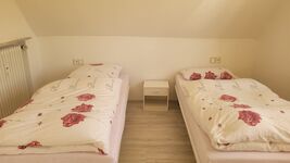 Idyllische Dachwohnung in zentraler Lage nähe Augsburg Zdjęcie 1