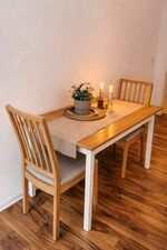 extra Tisch in Schlazimmer 1 + 2