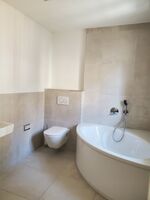 Badezimmer des Doppelbettzimmers