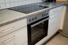 Backofen mit Cerankochfeld