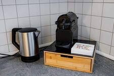 Wasserkocher und Kaffeemaschine