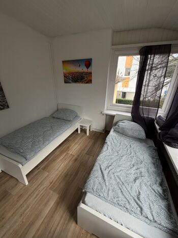 Kassel | 4 bis 10 Pers. | Einzel+ Doppelzimmer | TV | Küche | Internet Bild 1