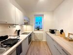 Gemütliche Wohnung für 4P. | Balkon | Nähe Bahnhof Bild 3