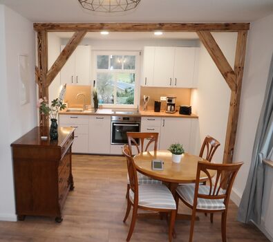 14-Bed-Modern and cosy guest house with garden Bild 4