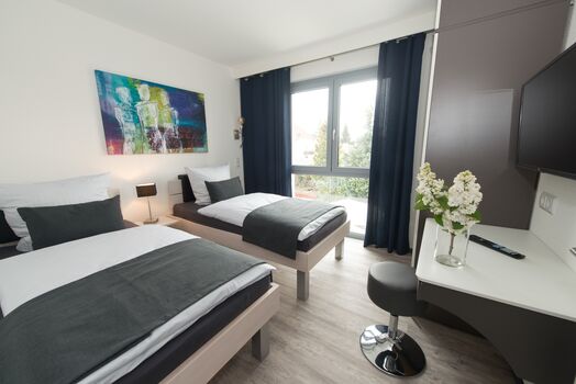 4*Apartmenthaus / 1-25 Personen / zwischen Darmstadt-Mannheim-Heidelberg
