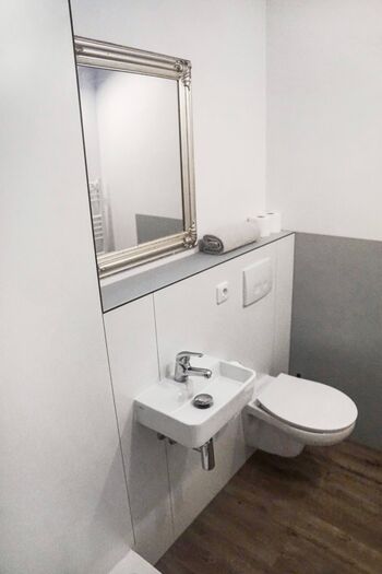 (C4 Studio Apartment) MH Picture 2