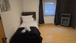 Monteurzimmer bei Karlsruhe ab 15,. Bild 20