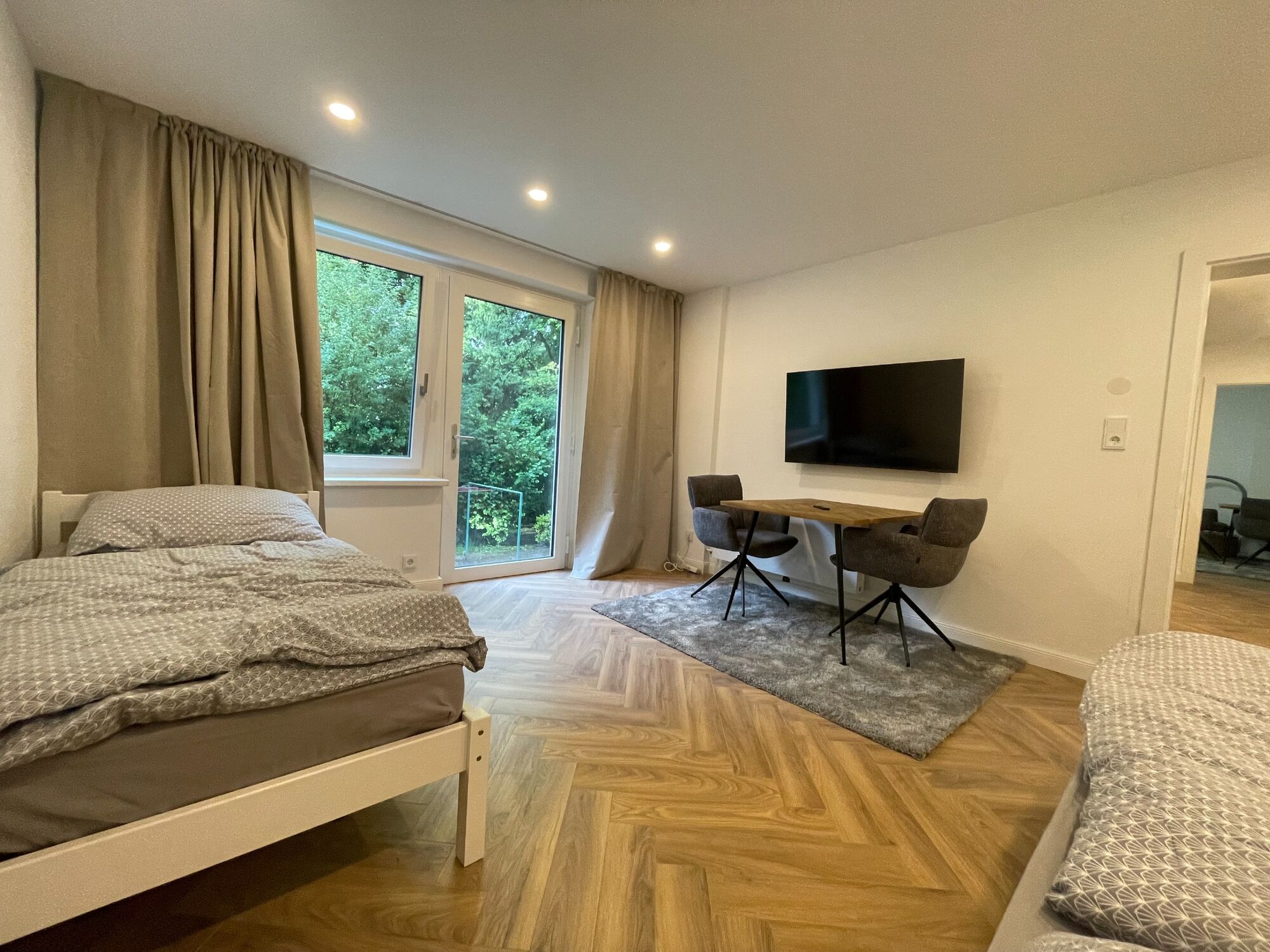Schlafzimmer 2 mit 50 Zoll TV und wLAN