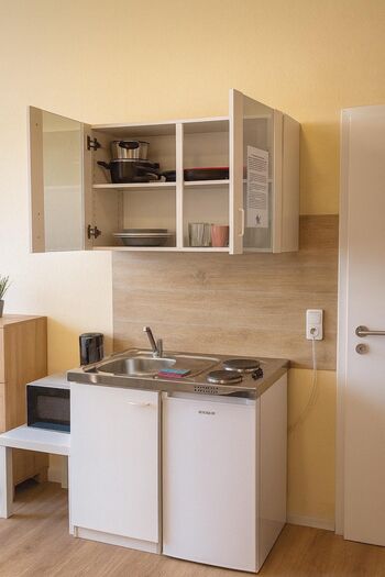 35 Zimmer (EZ/DZ) & 15 Apartments | WLAN | Küche | Zentrale Lage | Ruhig Zdjęcie 5