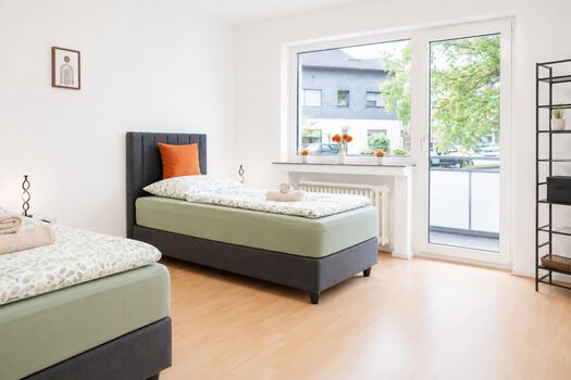 Loft 22, 33, 44 - Oberhausen, bis zu 17. Personen, Balkon, Parklplatz