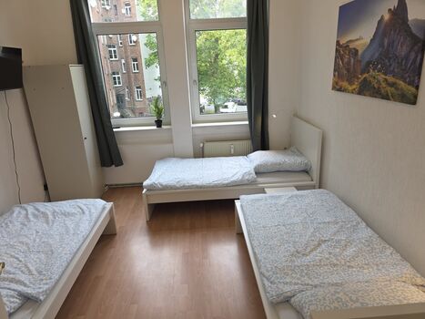 Kassel | bis zu 36 Monteurbetten | Smart TV | Küche | Internet