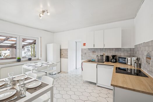 -DS-RENT- Apartment in Biblis | bis 8 Personen | Balkon Obrázok 3