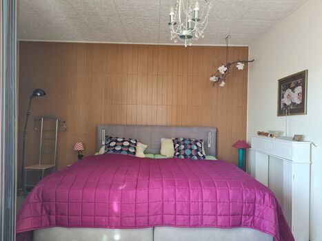 Schönes Ferienhaus mit Balkon und Terrasse in ruhiger Lage