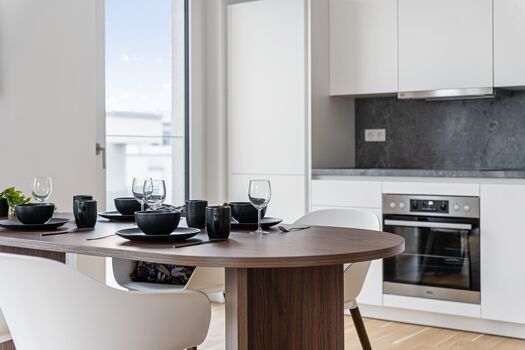 Exclusive 4-Zimmer Wohnung | Zentrum | WLAN I Parkplatz