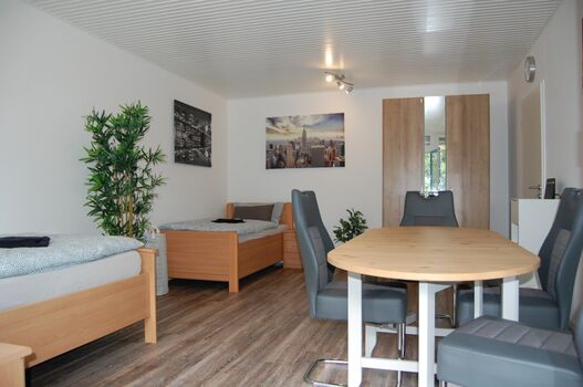 Fewo Baunatal - Schlafzimmer 1
