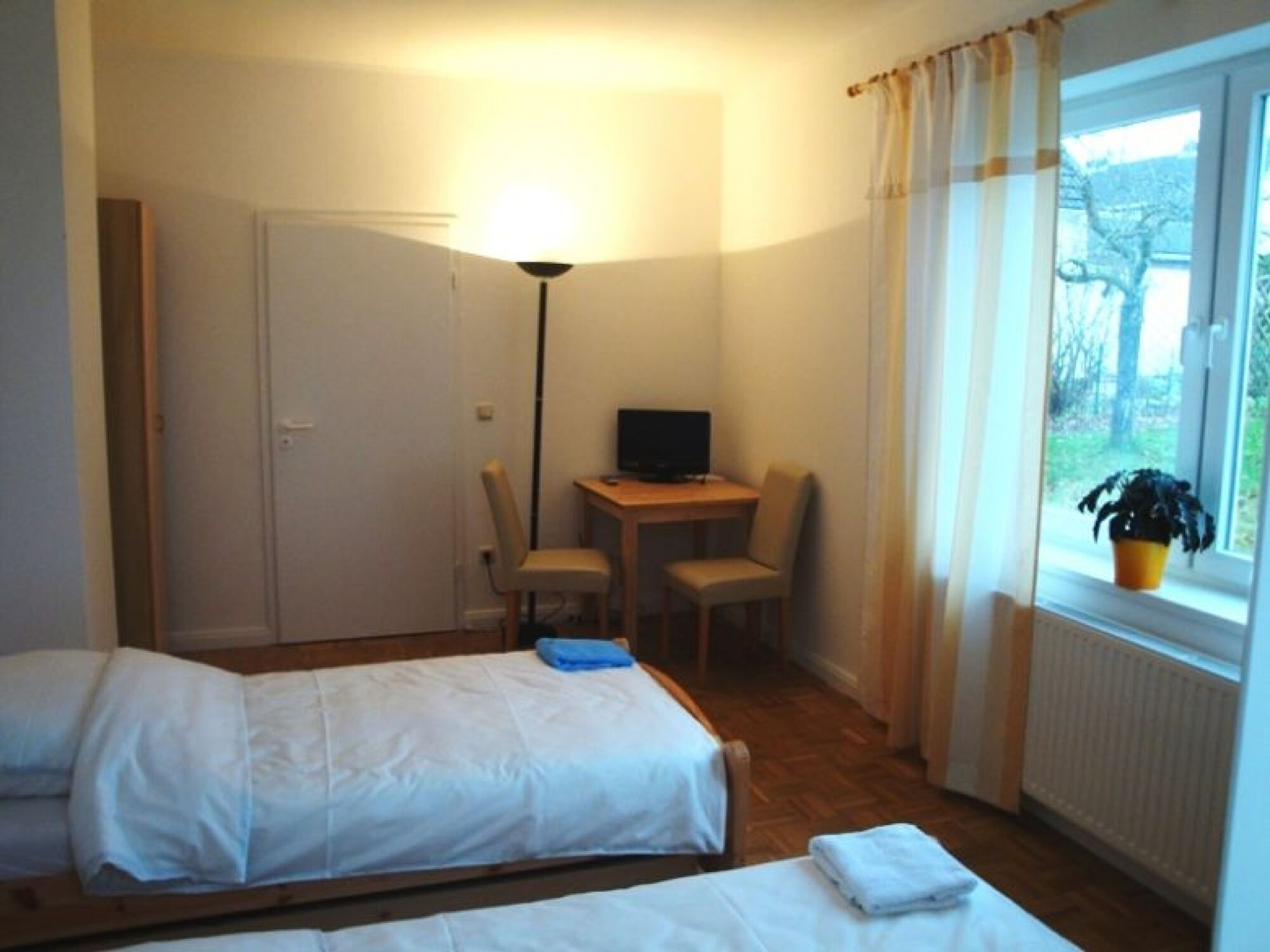 Zimmer 1 Paterre