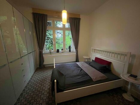 Moderne Wohnung auf Zeit mit sehr guter Verkehrsanbindung